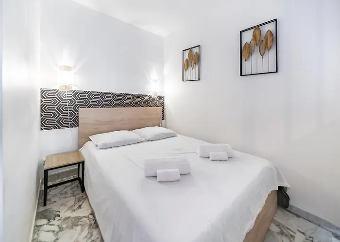 Apartman Avec Terrasse Et Jardin Arbore - 5 Min Hypercentre